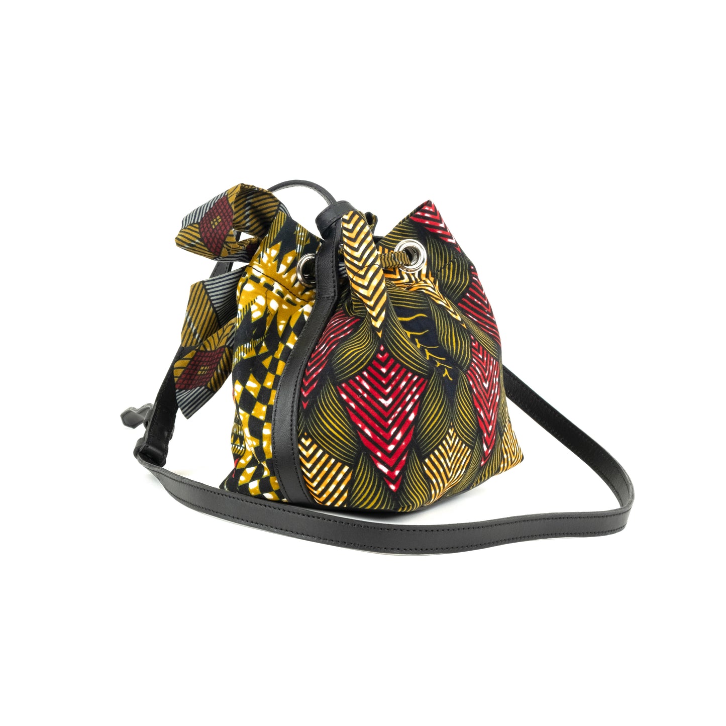 LAMU - Tribal